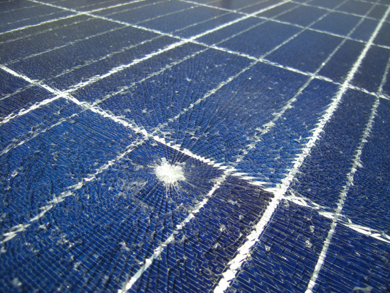 pisar panel solar