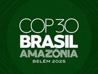En un mundo marcado por crisis climáticas, tensiones geopolíticas y desigualdad, la COP30 llega como una oportunidad crucial para sembrar soluciones reales. Este encuentro global, que tendrá lugar en noviembre de 2025 en la Amazonía brasileña, no se trata solo de nuevos acuerdos, sino de cumplir lo prometido. Desde Energía Limpia, creemos que la acción colectiva, coherente y urgente es la única vía para enfrentar un futuro que ya no puede esperar.